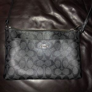 Cross body Authentic Coach Bag
